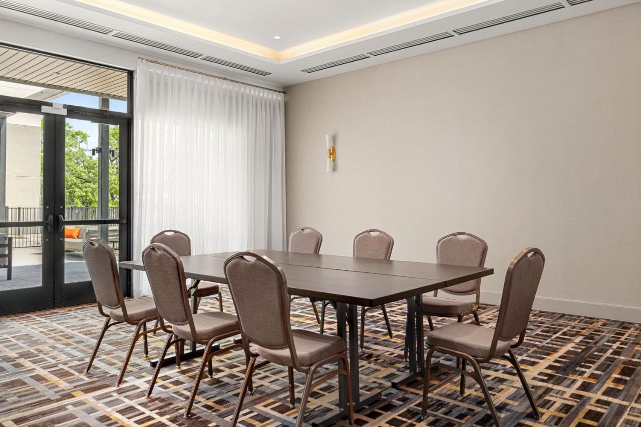Marriott San Antonio Airport Hotel Ngoại thất bức ảnh