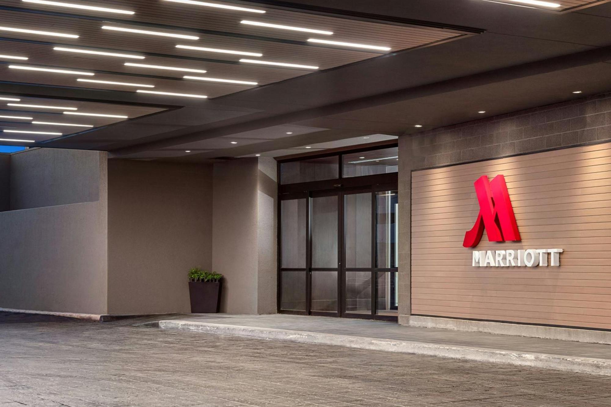 Marriott San Antonio Airport Hotel Ngoại thất bức ảnh